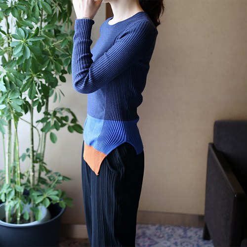MER color combination knitted top - 2c