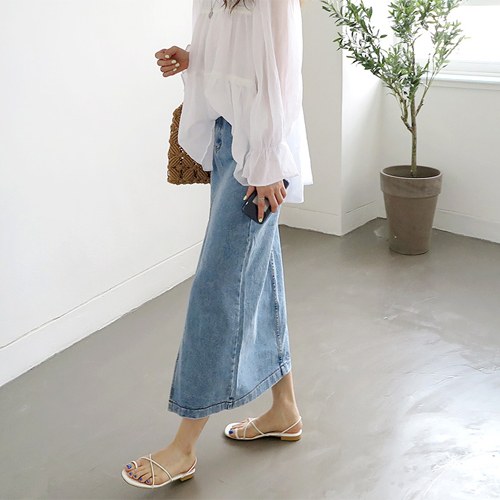 Long slit denim skirt