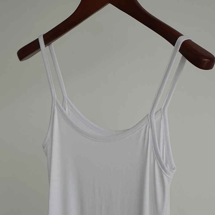 basic string sleeveless