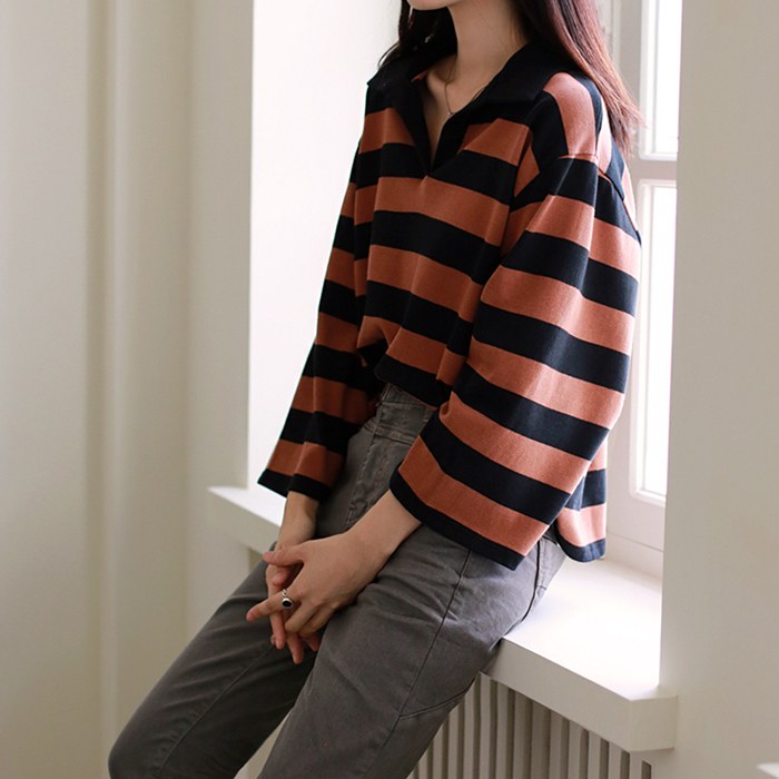 stand stripe collar tee