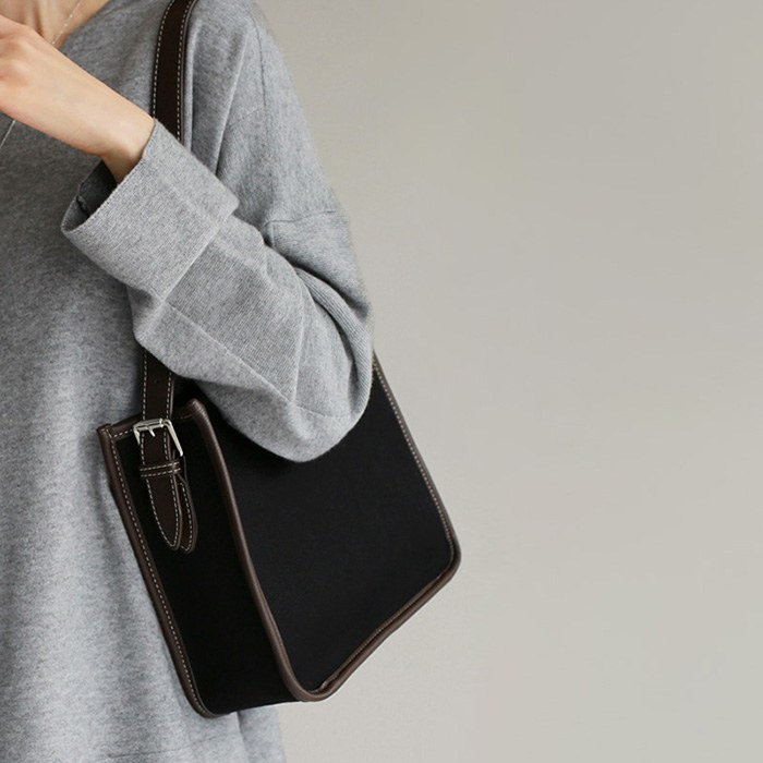 Square canvas bag