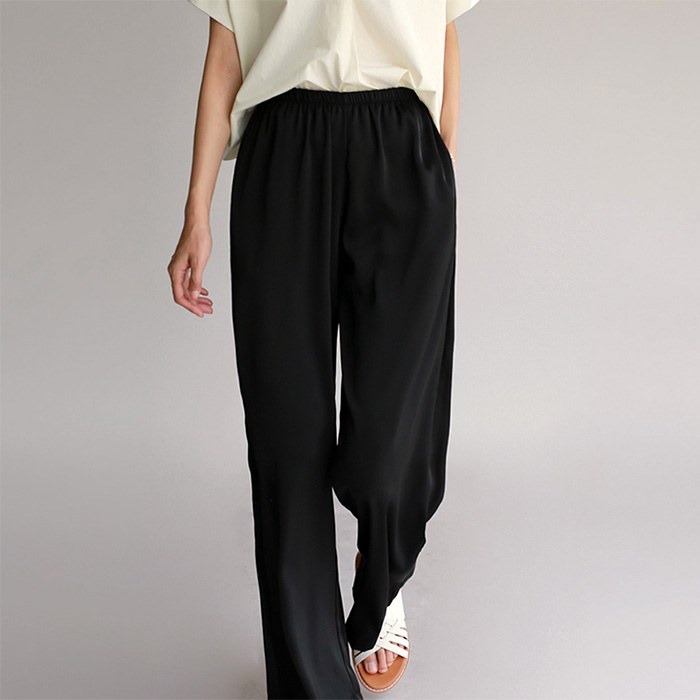 Silky wide pants