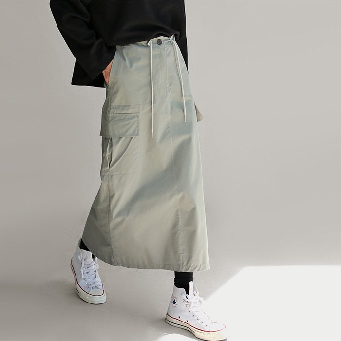 Minimal Cargo Skirt