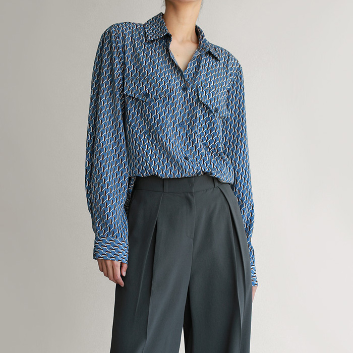 Two Pocket Printed Long Shirt