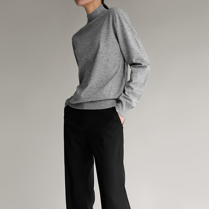 Contra Mock Neck Knit Top