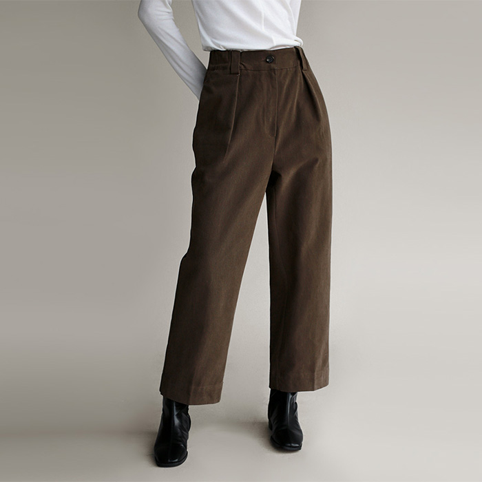Back pocket point pants
