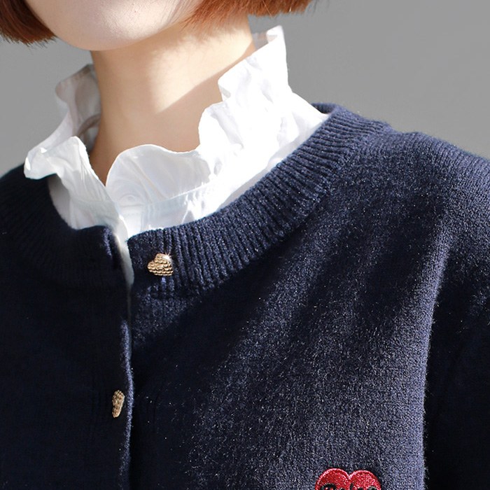 Frill Collar Neck