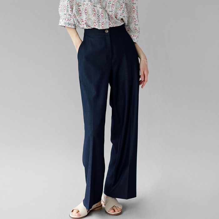 Jackson pants
