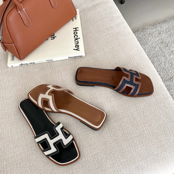 Ferry sliders