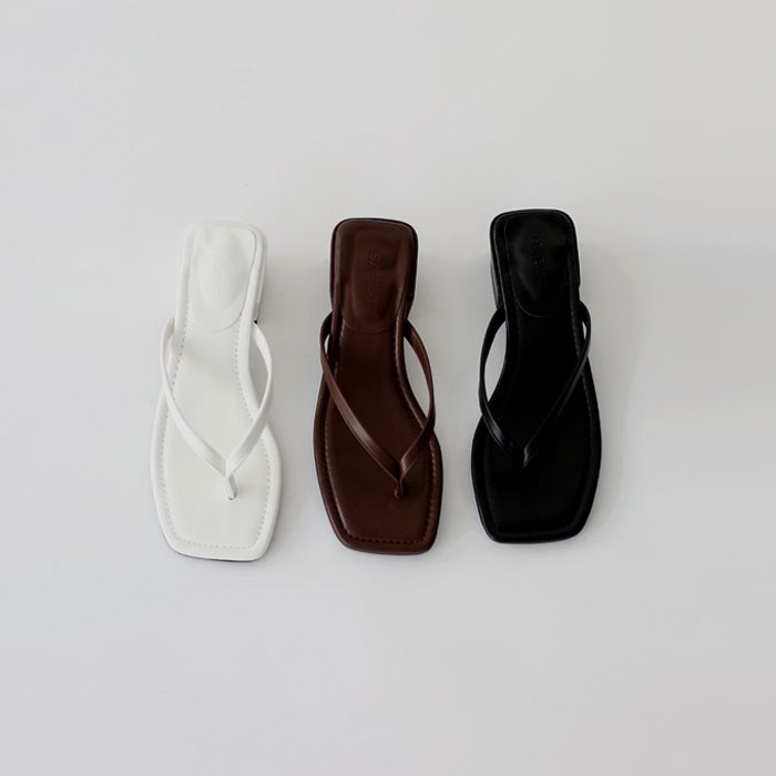 Roy Square Flip Flops