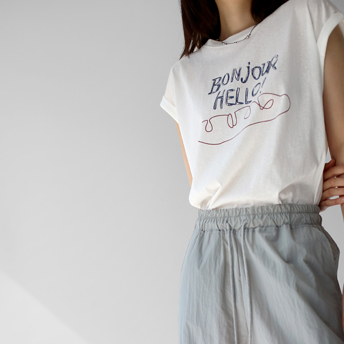 NEW 5% Bonjour Roll-up Tee