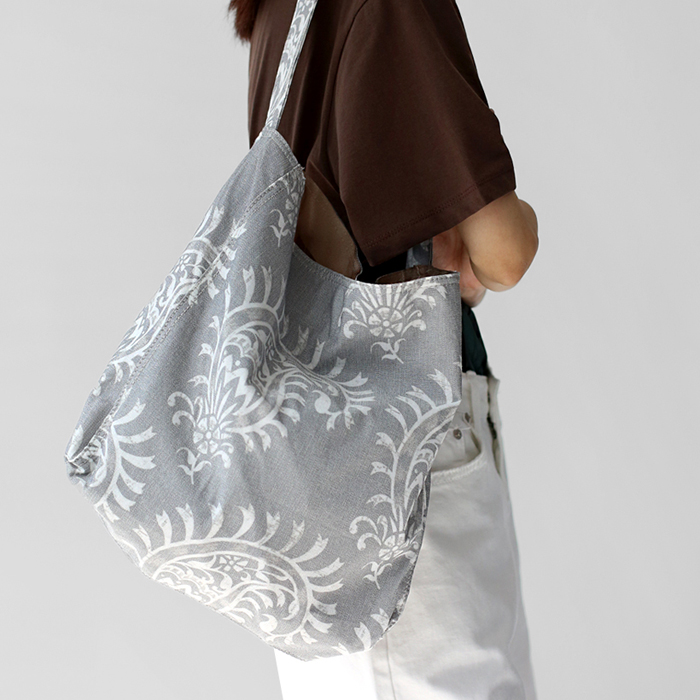 Natural washing bag