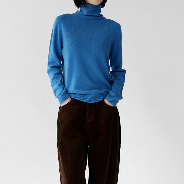 [Weekend New Arrivals - 10% Off] Porter Turtle Knit Top