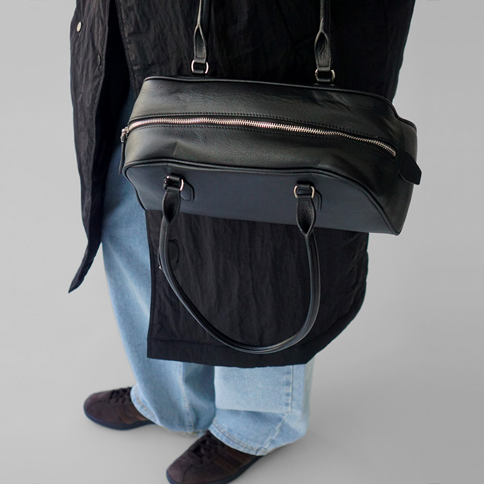 [7% off new items - until 11am on the 26th] Regular Square Bag