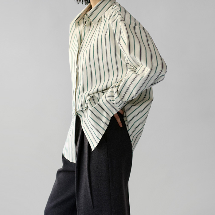 [7% off new arrivals - until 11am on the 30th] Koi Stripe Shirt