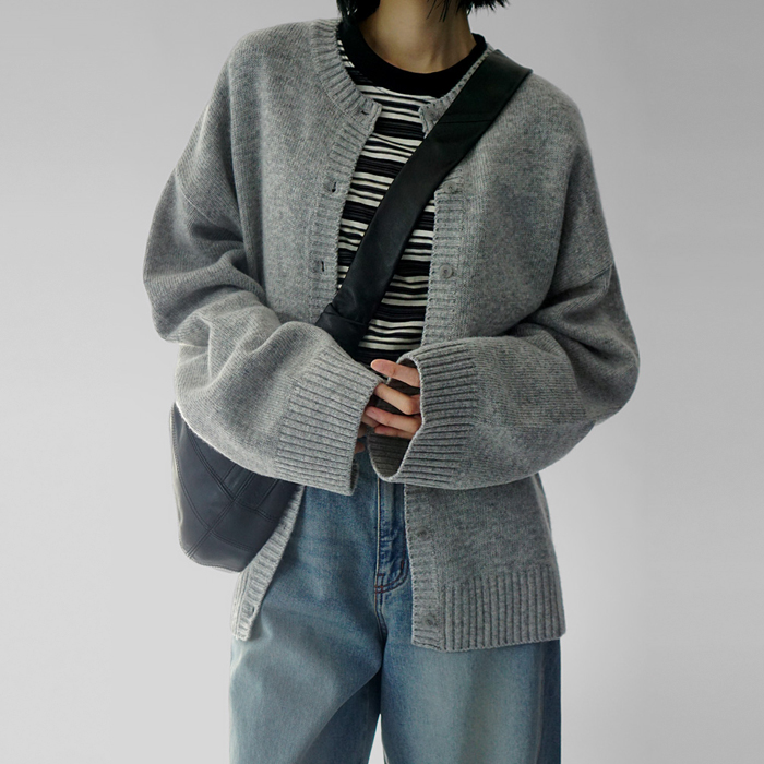 [7% off new arrivals - until 11am on the 31st] Saint Cardigan