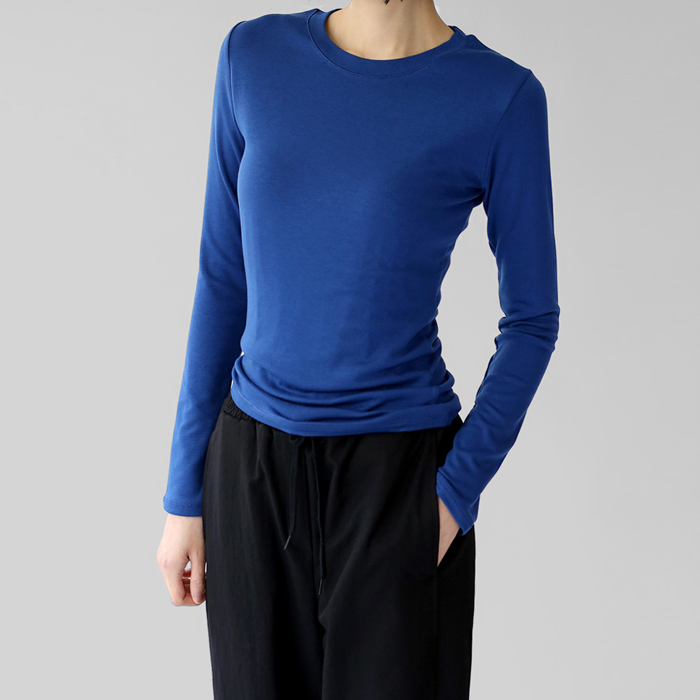 [7% off new arrivals - until 11am on the 14th] Slim Fit Round Tee