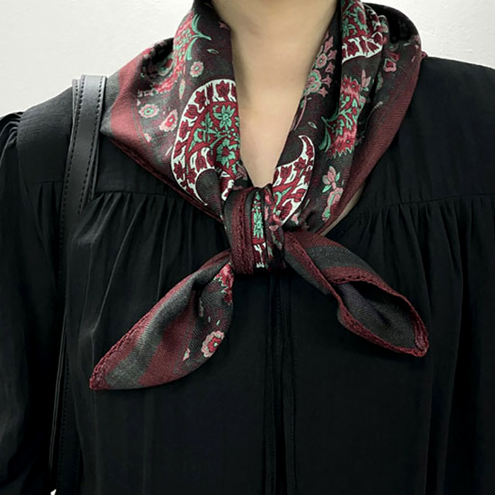 Paisley double-sided silk scarf