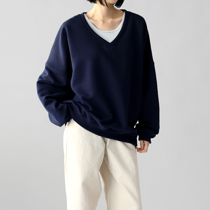 [New Arrivals 7% Off - Until 11am on the 3rd] Deep V-neck Long Man-to-Man