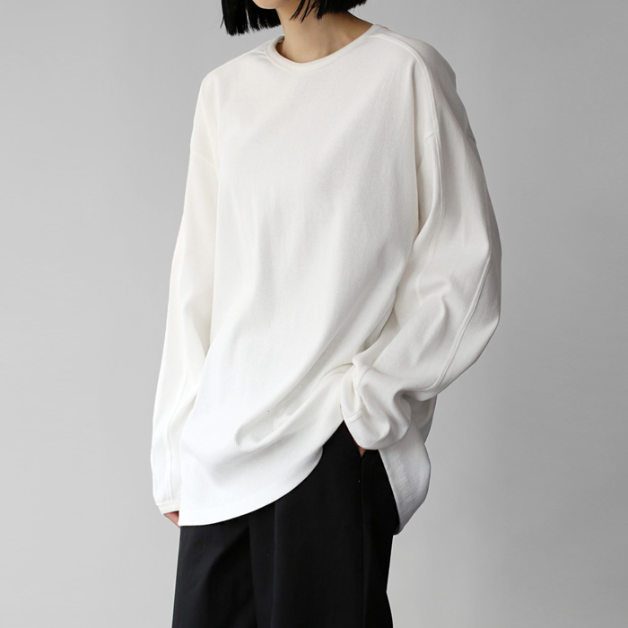 [New Arrivals 7% - Until 11 AM on the 25th] Carrie Mantyman Long Tee