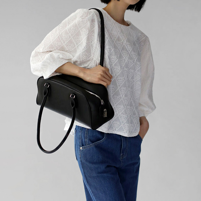 [New Arrivals 7% Off - Until 11 AM on the 4th] 3/4 Sleeve Lace Blouse