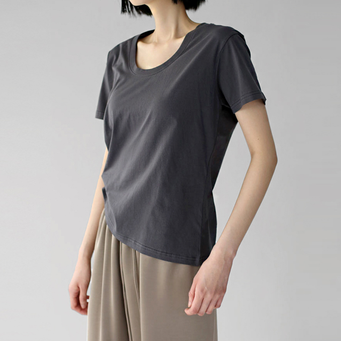 [New Arrivals 7% Off - Until 11 AM on the 4th] Thin Silket Tee