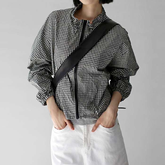 [New Arrival 7% - Until 11 AM on the 6th] Balance Check Crop Jumper