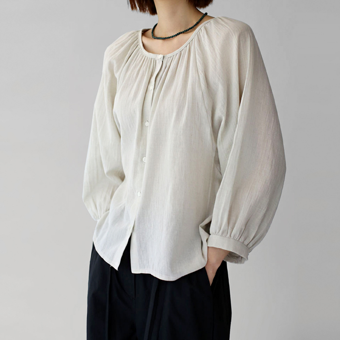 [New Arrivals 7% Off - Until 11 AM on the 4th] Cotton Linen Shirred Blouse