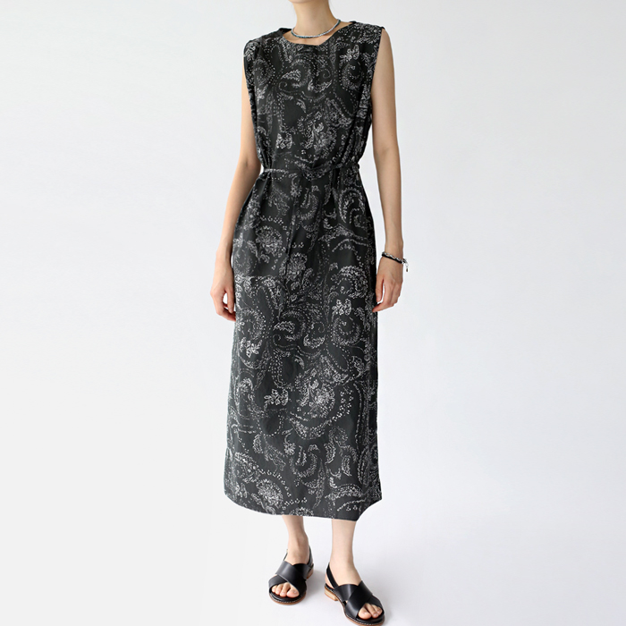 [New Arrivals 7% - Until 11 AM on the 29th] Back Waist Strap Printed Dress