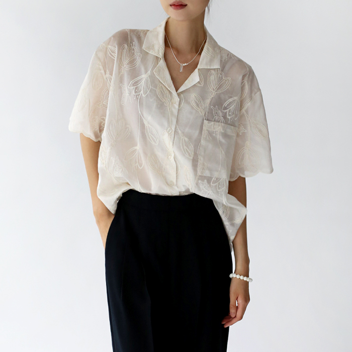 [New Arrivals 7% - Until 11 AM on the 29th] Stay Embroidered Shirt