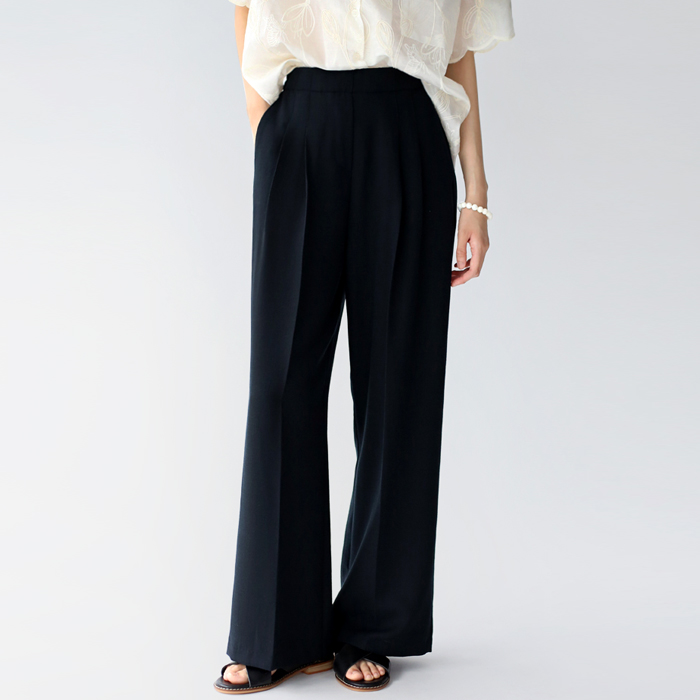[New Arrivals 7% - Until 11 AM on the 31st] Later Slacks